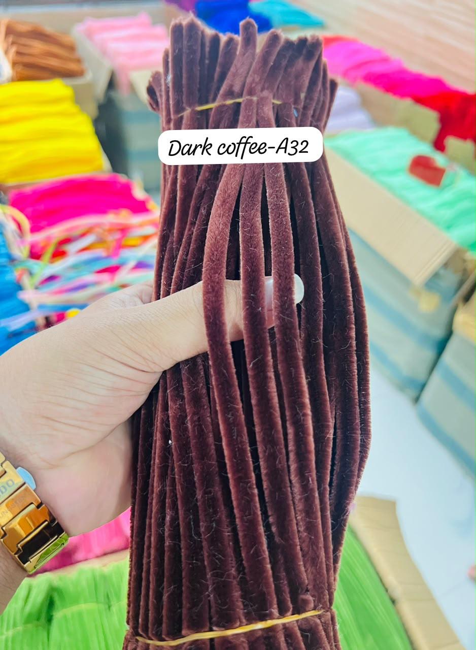 Dark coffee A32 [about 100]